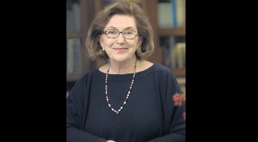 Müzede bayrak değişimi