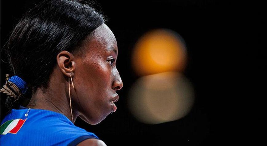 Paola Egonunun kazandığı rakam dudak uçuklattı