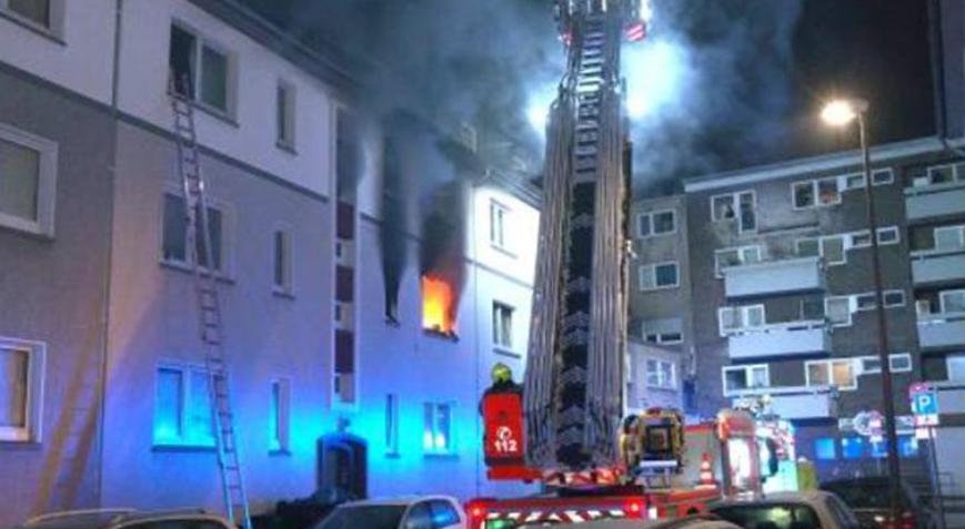 Almanyada korkutan yangın 2 ölü