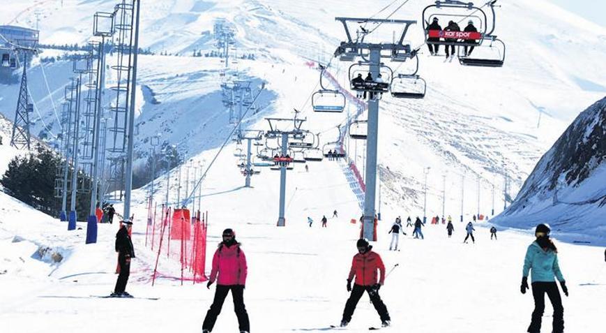 Yurt içinde kayak yurt dışında plaj