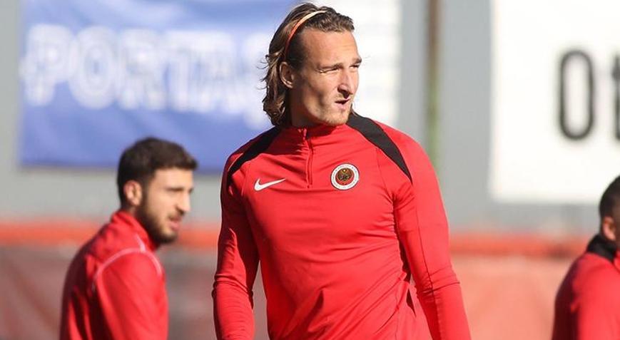 Gençlerbirliğinde Matej Hanousek ilk antrenmanına çıktı