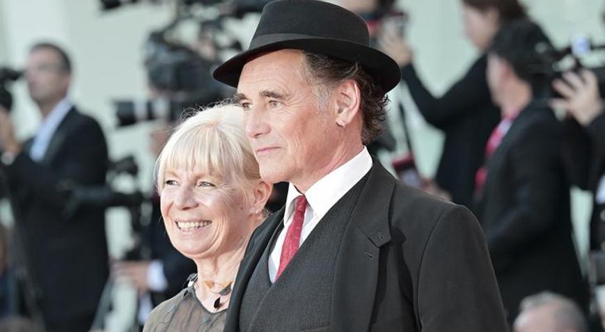 Dünyaca ünlü oyuncunun acı günü Doğum gününde eşini kaybetti