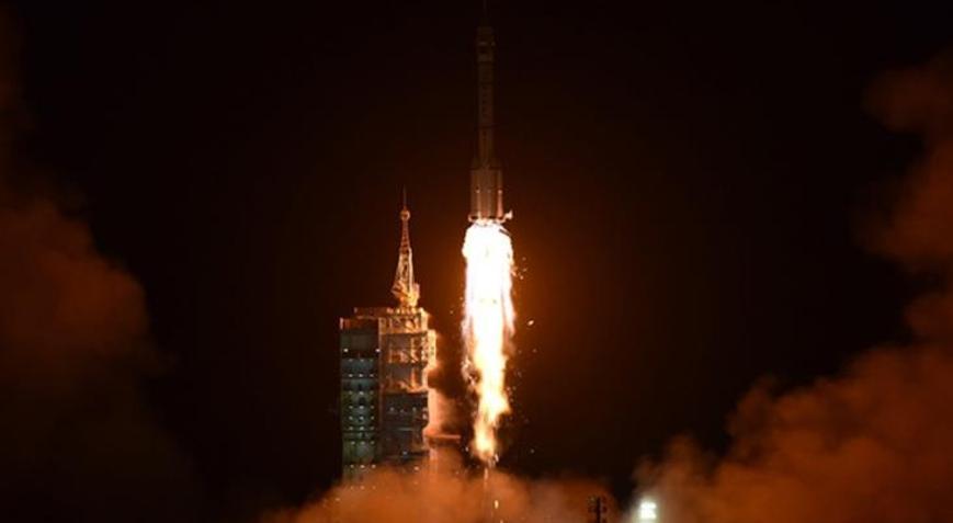 Çinin uzay istasyonundaki Şıncou-19 taykonot ekibi ikinci uzay yürüyüşünü yaptı