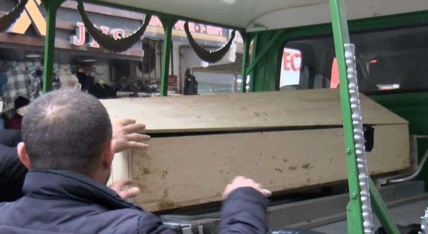 Bahçelievlerde silahlı saldırı 18 yaşındaki genç öldü