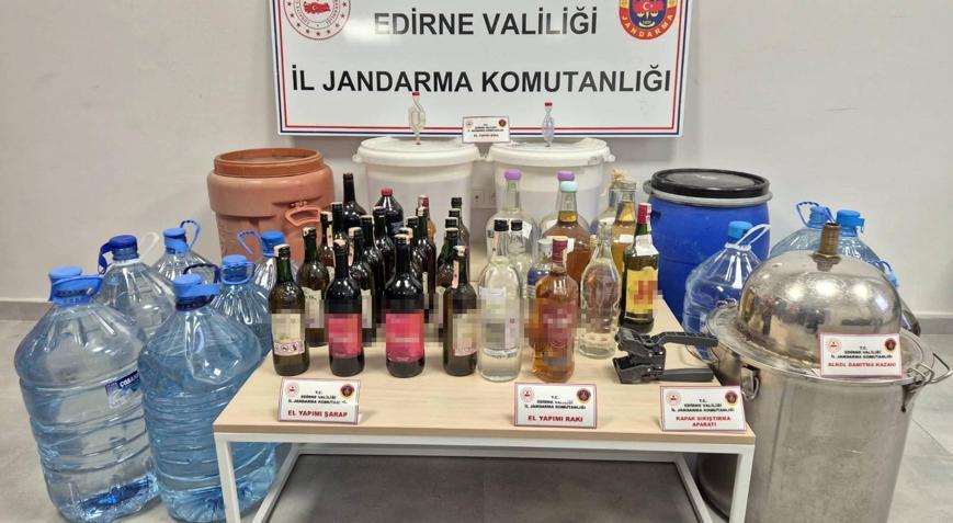 Edirne’de 384 litre sahte içki ele geçirildi