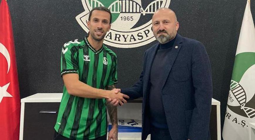 Sakaryaspor, Serkan Yavuzu renklerine bağladı