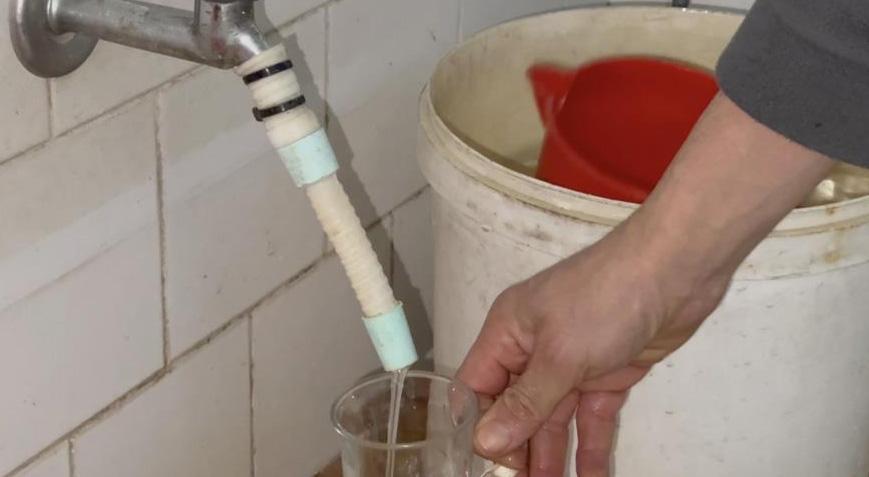 İstanbulda şoke eden olay Çeşmelerden pis su akıyor