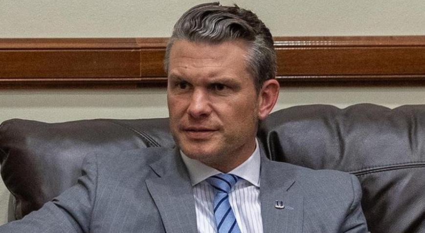 Trumpın Savunma Bakanı adayı Hegseth, 50ye karşı 51 oyla onay aldı