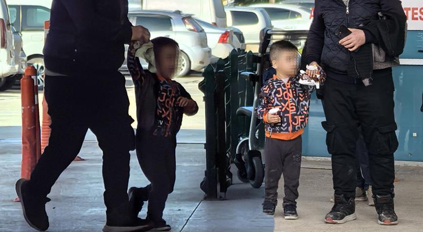 Çocuk parkında feci olay 3 yaşındaki Ferhat’ın parmağı koptu