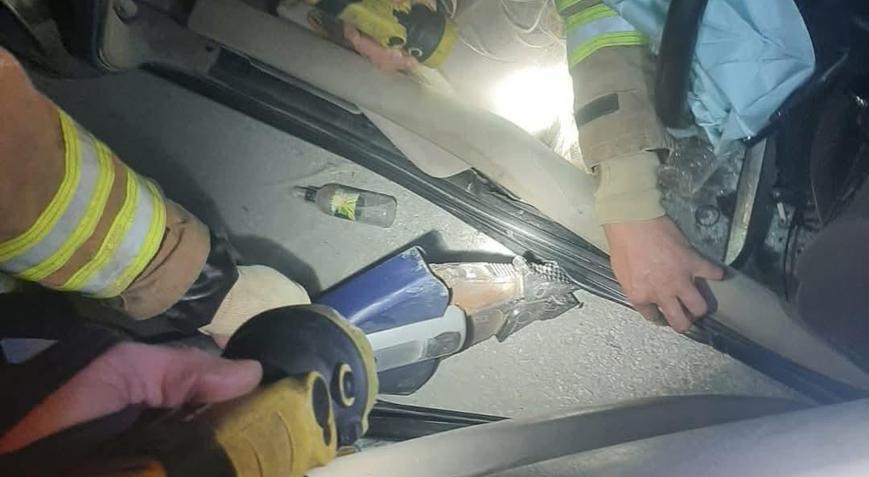 Takla atan otomobilin sürücüsü yaralandı