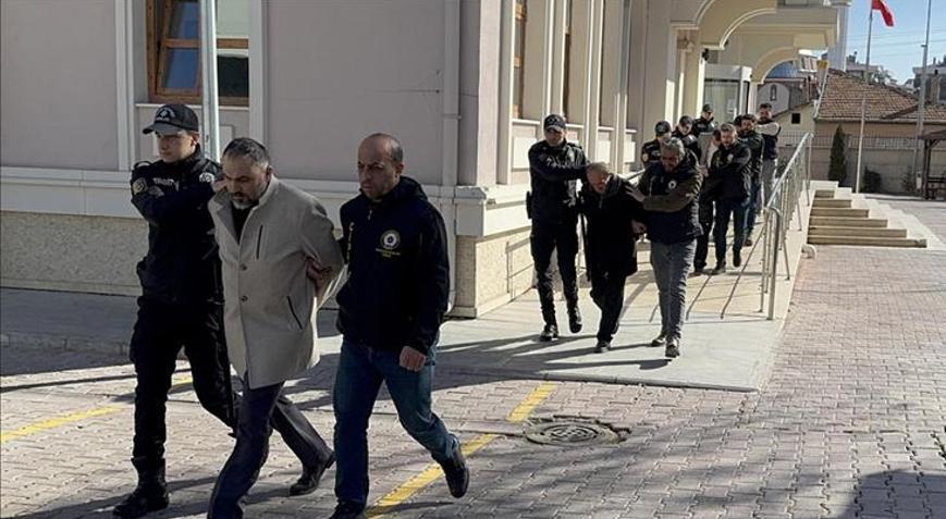 Konyada çöken bina ile ilgili 6 kişi tutuklandı