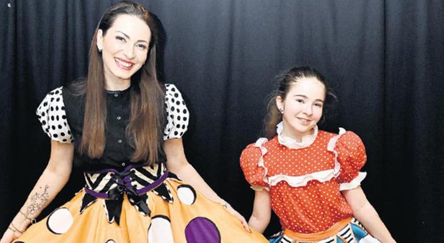 Sahnelere geri döndü