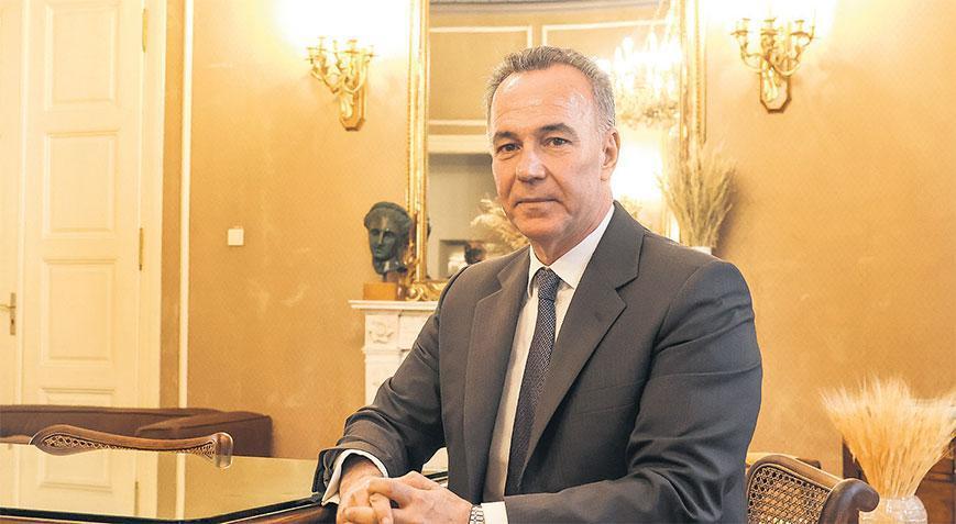 Türk dostlarımızı her mevsim ağırlamak istiyoruz