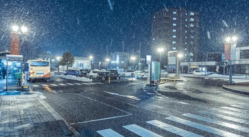 Japonyanın kuzeyine rekor seviyede kar yağdı