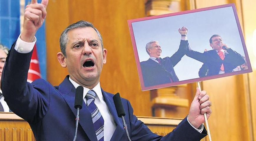 Özel’den fotoğraflı birlik mesajı: Erken seçimin adayı erken belirlenir