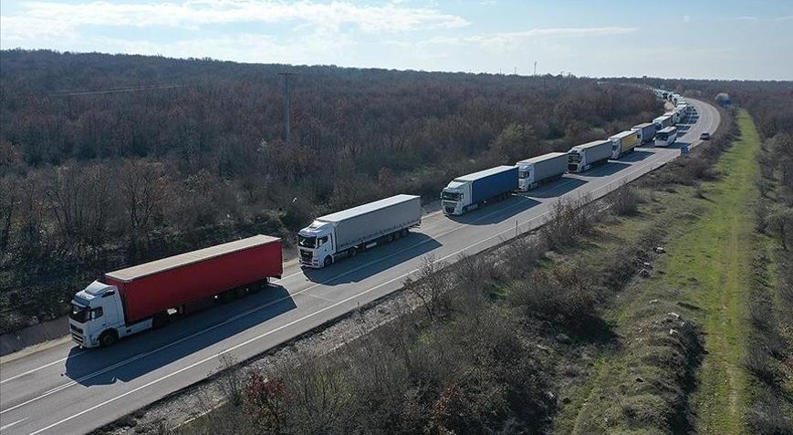 Türkiyede 2 milyon 95 bin ihracat seferi yapıldı
