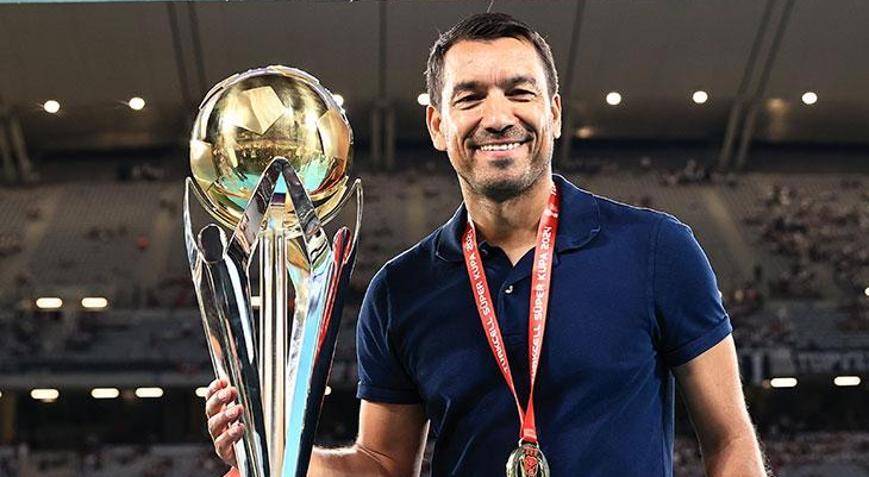 Beşiktaşın eski teknik direktörü Bronckhorsttan Hollanda basınına Galatasaray sözleri