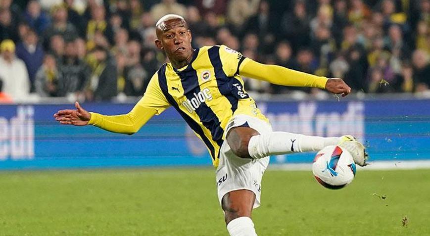 Fenerbahçenin UEFA listesine 3 isim eklendi