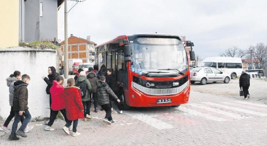 Büyükşehir öğrenciler için seferber oldu