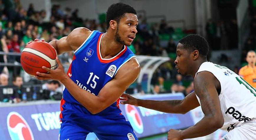Anadolu Efes, Darüşşafaka Lassa deplasmanında galip