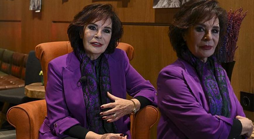 Sağlık haberiyle sevenlerini korkutmuştu Hülya Koçyiğitten yeni paylaşım