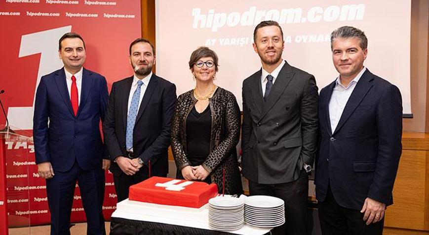 Hipodrom.com ilk yılında 400 binin üzerinde üyeye ulaştı
