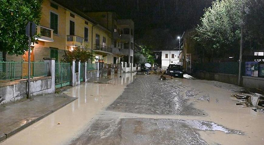 İtalyada şiddetli yağış, Elba Adası’nda sel ve taşkınlara yol açtı