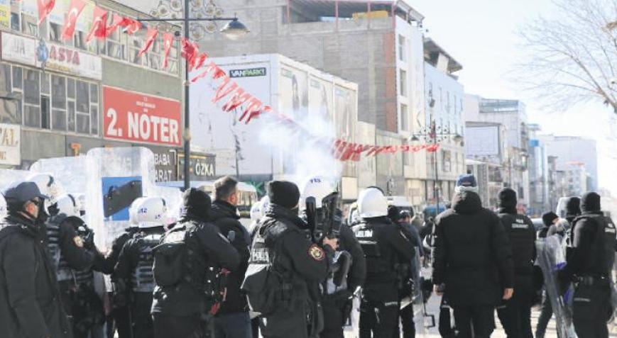 Van’da kayyum gerginliği