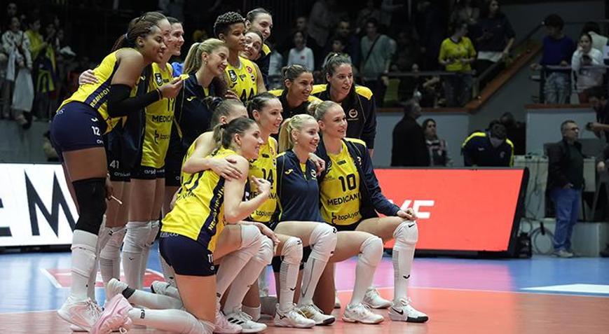 Fenerbahçe Medicana, Aras Kargoya set vermedi