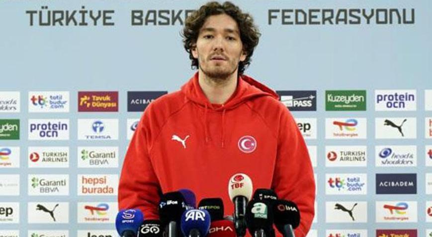 A Milli Basketbol Takımda hedef grup liderliği Ataman ve Cediden açıklama