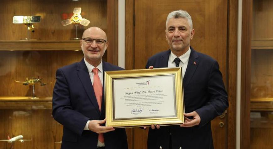 Bakan Bolattan TUSAŞa ziyaret