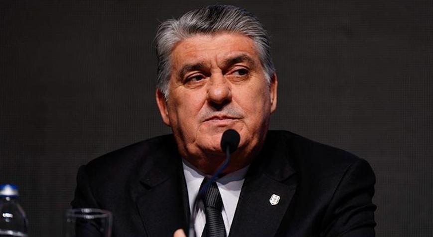 Beşiktaş Başkanı Serdal Adalıdan yabancı hakem talebi