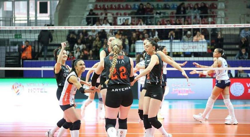 Eczacıbaşı Dynavit, Keçiören Belediyesi Sigorta Shopı mağlup etti