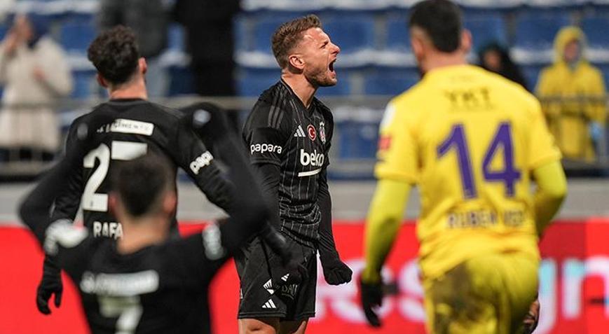 Beşiktaşta Chamberlain ve Immobileye kupa molası