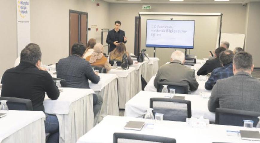 Samsun TSO, firmalara eğitimle destek veriyor