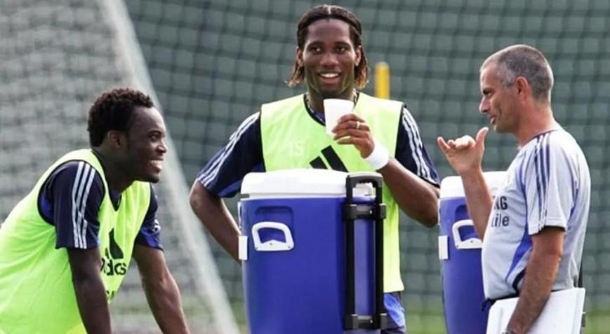 Michael Essienden Jose Mourinho paylaşımı