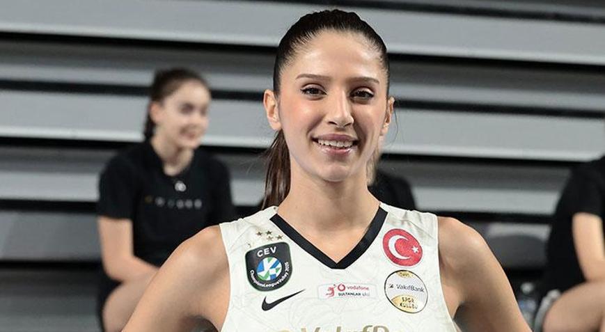 VakıfBankta Derya Cebecioğlundan Fenerbahçe cevabı