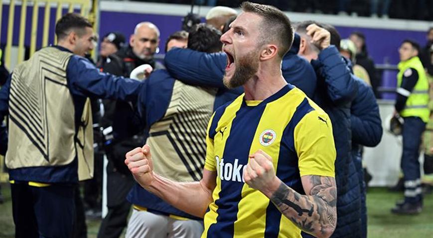 Fenerbahçede Skriniar geldi, savunma değişti