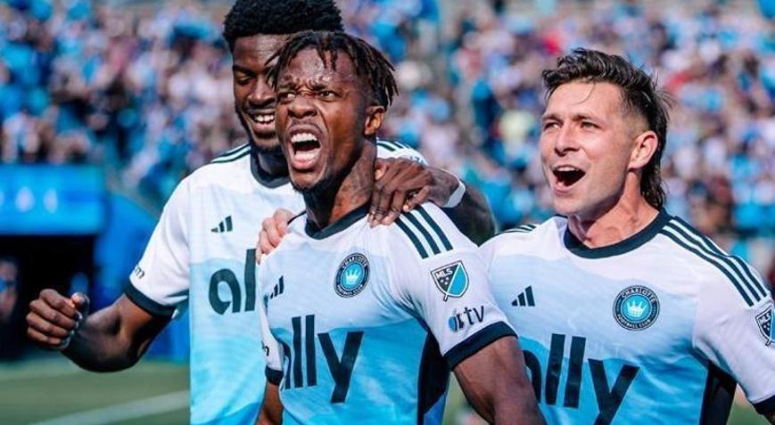 Wilfried Zaha MLSteki ilk maçında göz kamaştırdı 4 dakikada fişi çekti