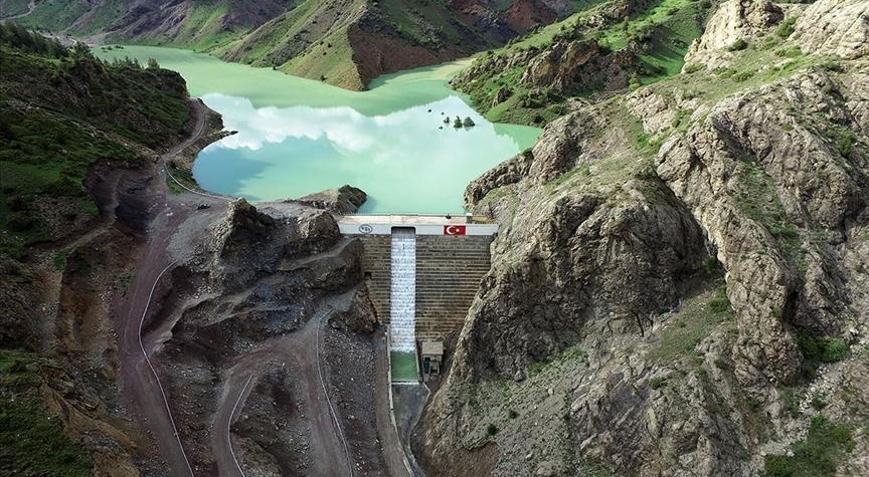 Hidroelektriğe 16 milyar dolar yatırım