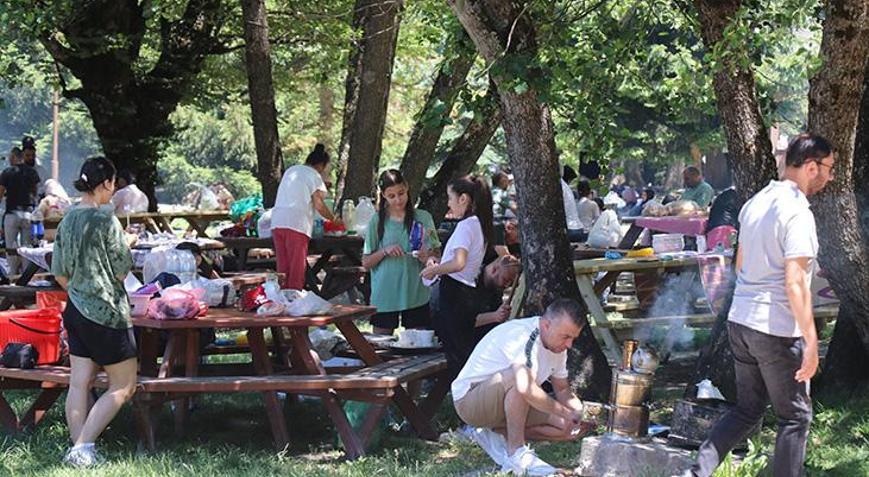 Yedigöller Milli Parkı ve Gölcük Tabiat Parkı’na çeşitli yasaklar getirildi