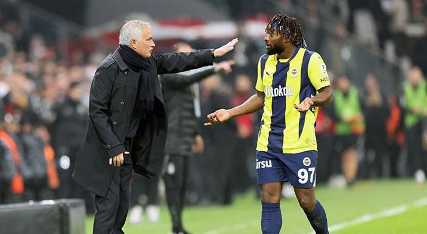 Fenerbahçede Maximinden Mourinhoya olay yanıt Yalanlar çiçek üretir ama meyve üretmez