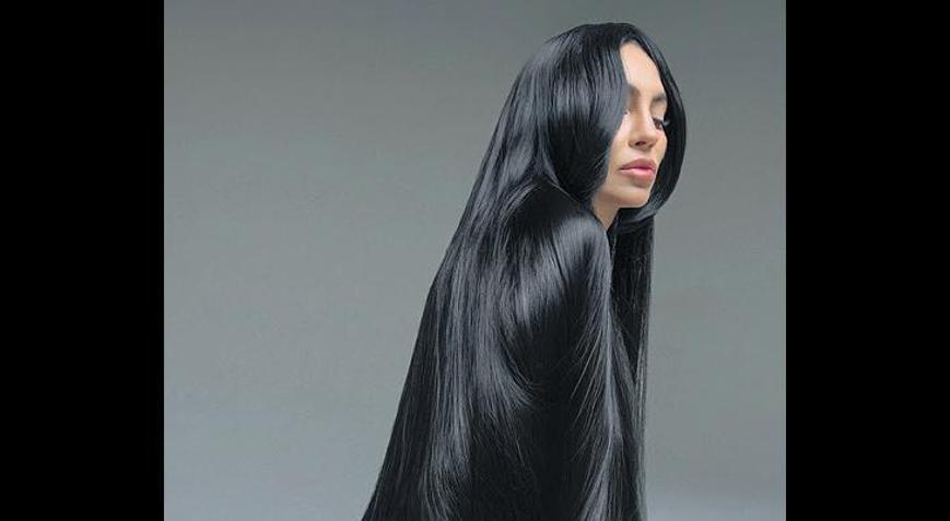 Sergi için özel poz