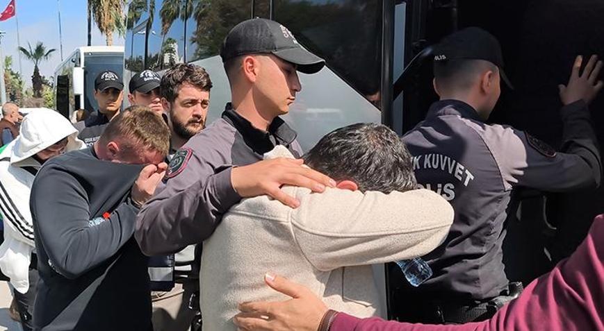 Kuyumcunun dediklerine inandılar: 120 milyon liralık vurgun