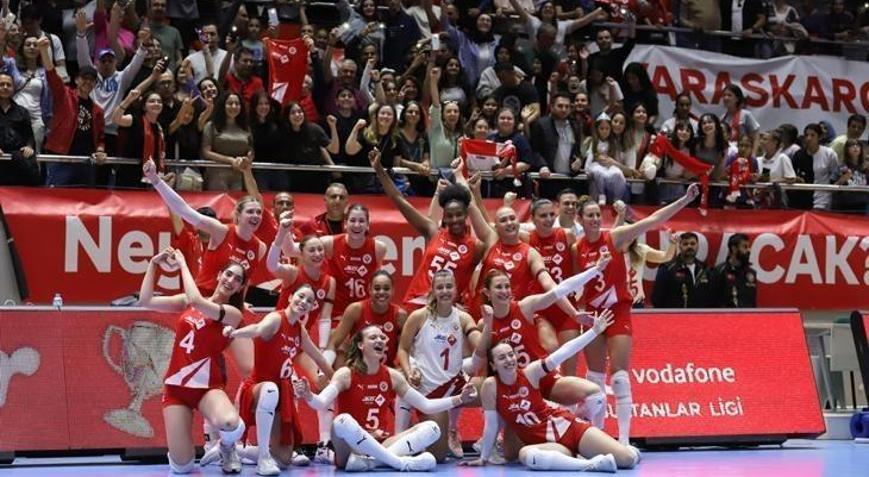 Aras Kargo Kadın Voleybol Takımı Sultanlar Ligi’ne Devam dedi