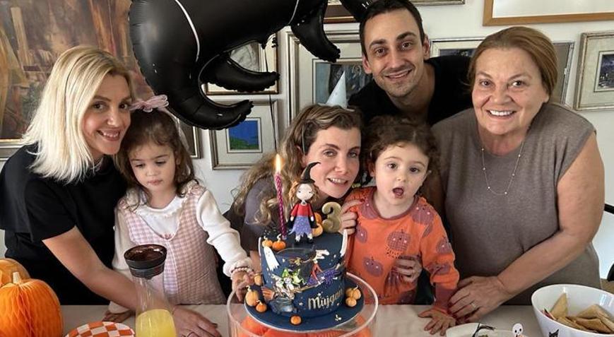 Ayşecan Tatari boşandı mı Usta oyuncu kızıyla ilgili konuştu