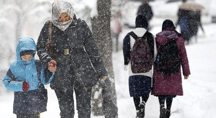 Son dakika: Eğitime kar engeli Valilikler duyurdu: İşte 21 Mart Cuma günü okulların tatil edildiği il ve ilçeler...