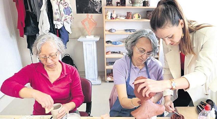 Yaşlanmak yok yaş almak var