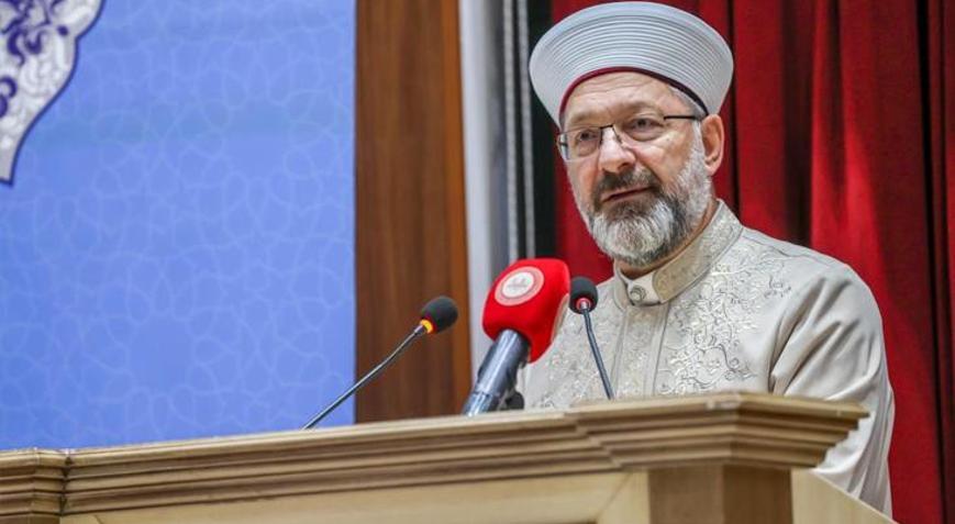 Diyanet İşleri Başkanı Erbaş öğrencilere konferans verdi: Güzel ahlak, gencin süsüdür