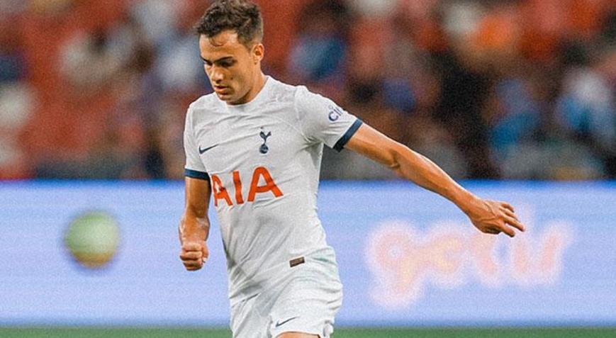 Flaş isim Beşiktaş ve Galatasaraya İngiltereden yıldız transfer